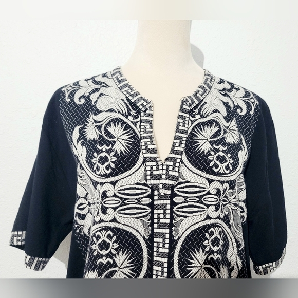 Giras Black White Embroidered Tunic Top Greek Style 50/50 Cotton Viscose Size L - Picture 2 of 10